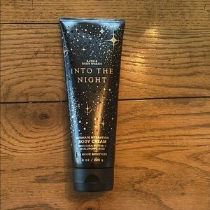 Bath & Body Works Into the Night Body Cream